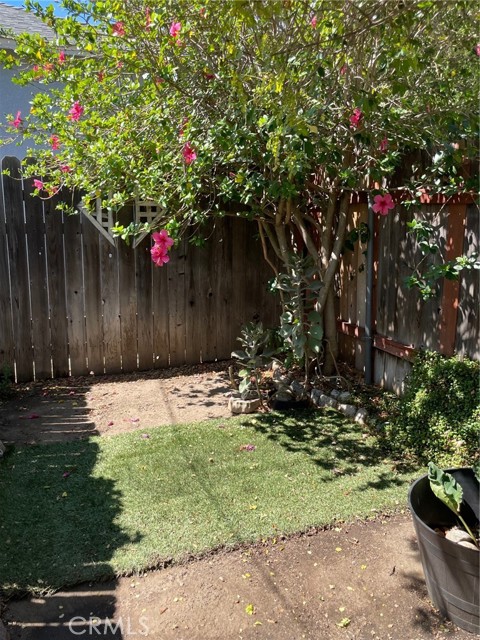 Detail Gallery Image 8 of 9 For 558 N Vermont Ave #B,  Glendora,  CA 91741 - 1 Beds | 1 Baths