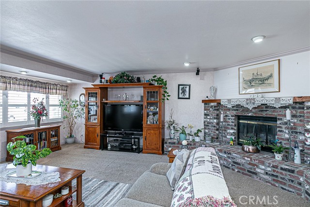 Detail Gallery Image 2 of 27 For 1012 Gardenia St, Lompoc,  CA 93436 - 3 Beds | 2/1 Baths