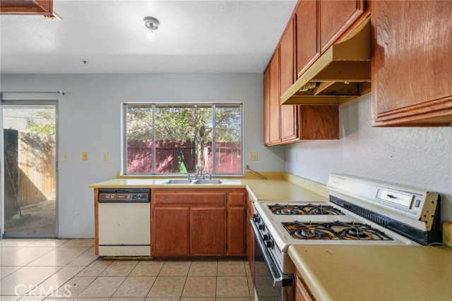 Detail Gallery Image 22 of 35 For 15975 Serrano, Apple Valley,  CA 92307 - – Beds | – Baths