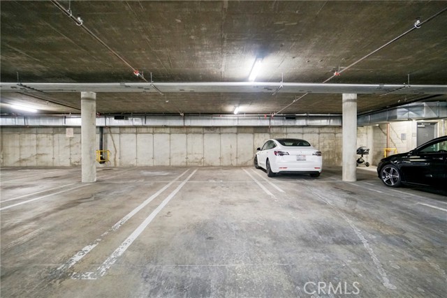 Detail Gallery Image 25 of 26 For 3740 Santa Rosalia Dr #416,  Los Angeles,  CA 90008 - 1 Beds | 1 Baths