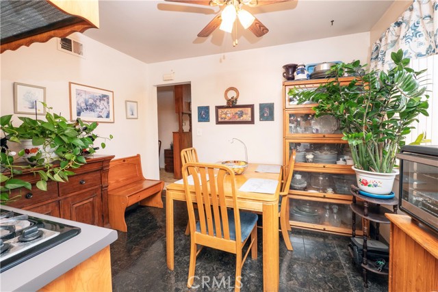 2996 Gladstone Street, Pomona CA: https://media.crmls.org/medias/133edfc9-9f61-4321-a9ff-e5db2202f745.jpg