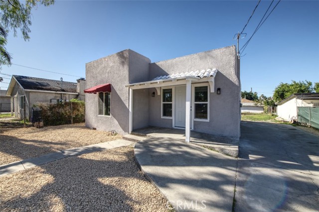 Detail Gallery Image 2 of 27 For 3581 Eucalyptus, Riverside,  CA 92507 - 2 Beds | 1 Baths