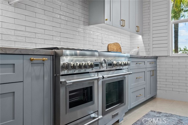 25554 Housman Place, Stevenson Ranch CA: https://media.crmls.org/medias/133f3d56-9a35-49e2-90be-6a3bb1d63771.jpg