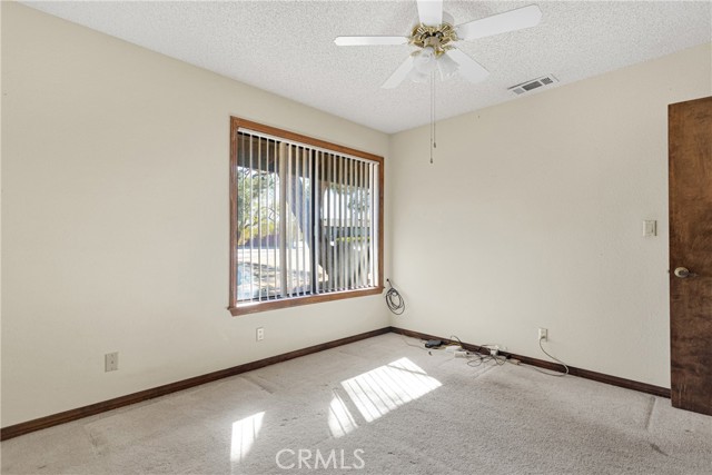 Detail Gallery Image 14 of 39 For 18110 Fairburn St, Hesperia,  CA 92345 - 3 Beds | 2 Baths