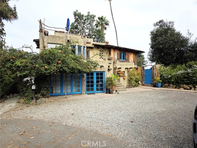 1403 Avon Park, Los Angeles CA: https://media.crmls.org/medias/1342ebd1-deb1-464d-ad43-2417e7843a24.jpg