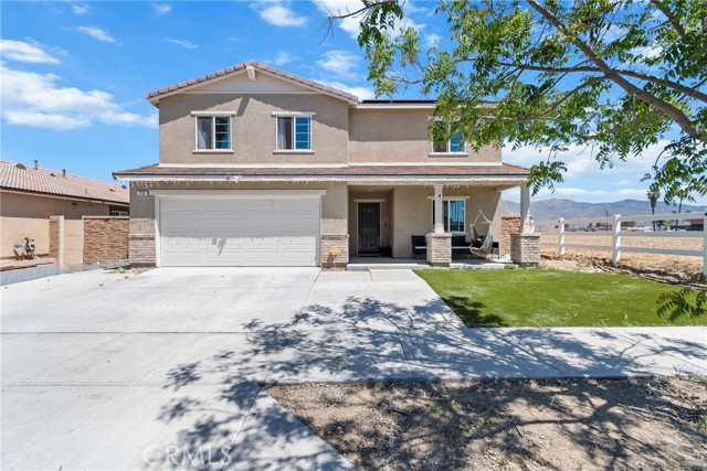 Detail Gallery Image 1 of 11 For 210 W Fruitvale Ave, Hemet,  CA 92543 - 4 Beds | 3 Baths