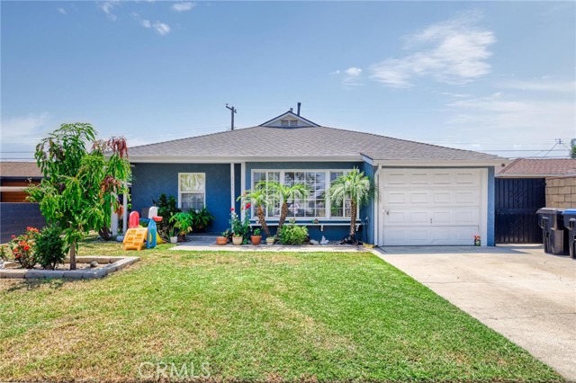 13551 Thistle Avenue, Norwalk, California 90650, 3 Bedrooms Bedrooms, ,2 BathroomsBathrooms,Single Family Residence,For Sale,Thistle,DW24140644