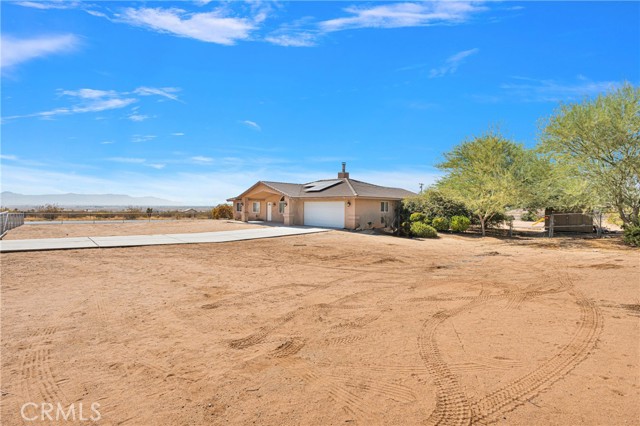 Detail Gallery Image 2 of 37 For 16616 Candlewood Rd, Apple Valley,  CA 92307 - 4 Beds | 3 Baths