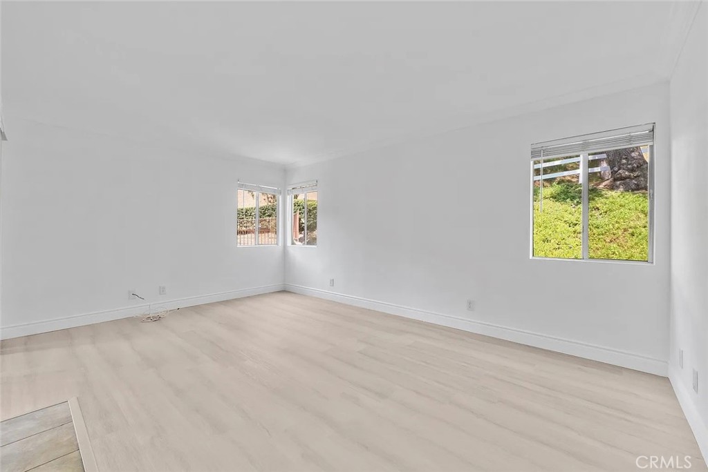 13437637 Bb72 45a6 B3fc 3615089bf984