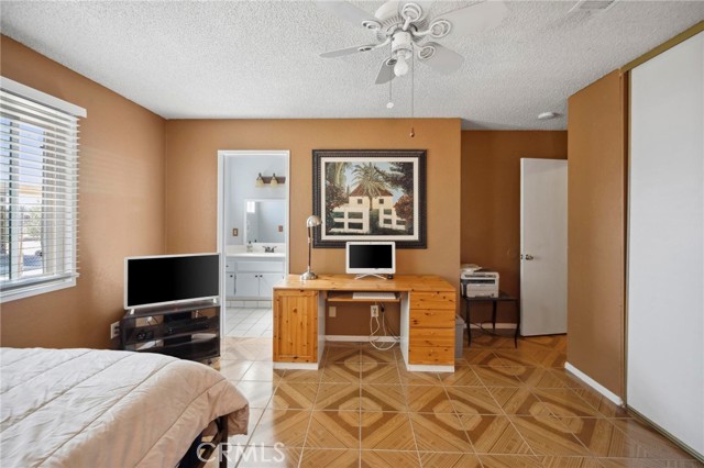 41125 179th E Street, Lancaster CA: https://media.crmls.org/medias/1343c540-523e-4453-a257-68f619a629f3.jpg