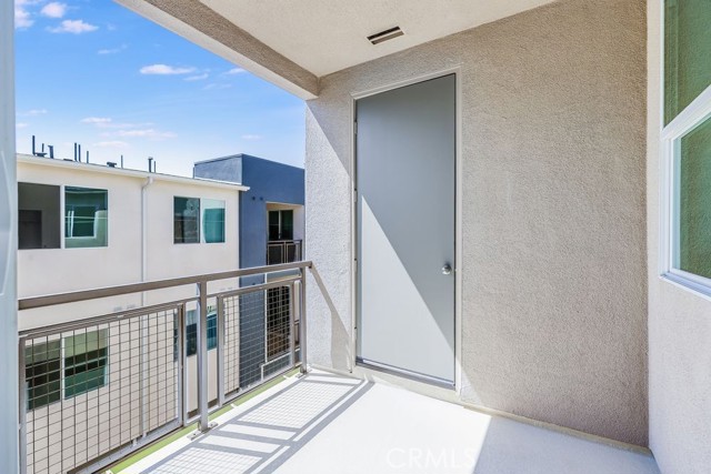 Detail Gallery Image 13 of 18 For 980 N Tangent Privado #303,  Ontario,  CA 91764 - 1 Beds | 1 Baths