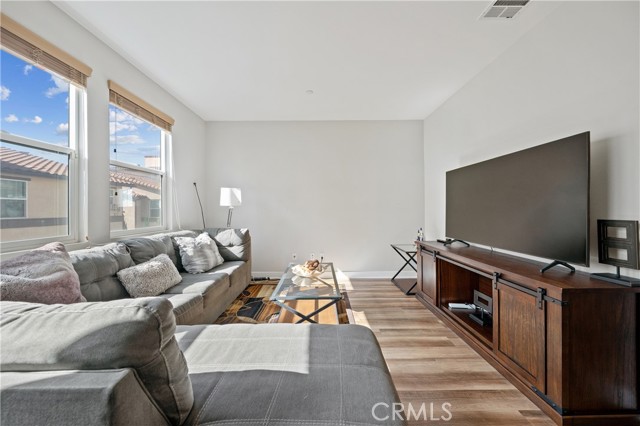 Detail Gallery Image 6 of 35 For 619 W Foothills Blvd #53,  Glendora,  CA 91741 - 2 Beds | 2/1 Baths