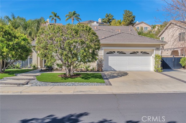 Detail Gallery Image 2 of 50 For 18845 Laurel Crest Lane, Canyon Country,  CA 91351 - 4 Beds | 3 Baths