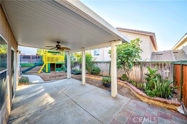 Detail Gallery Image 3 of 30 For 2664 S Buena Vista Ave, Corona,  CA 92882 - 3 Beds | 2/1 Baths