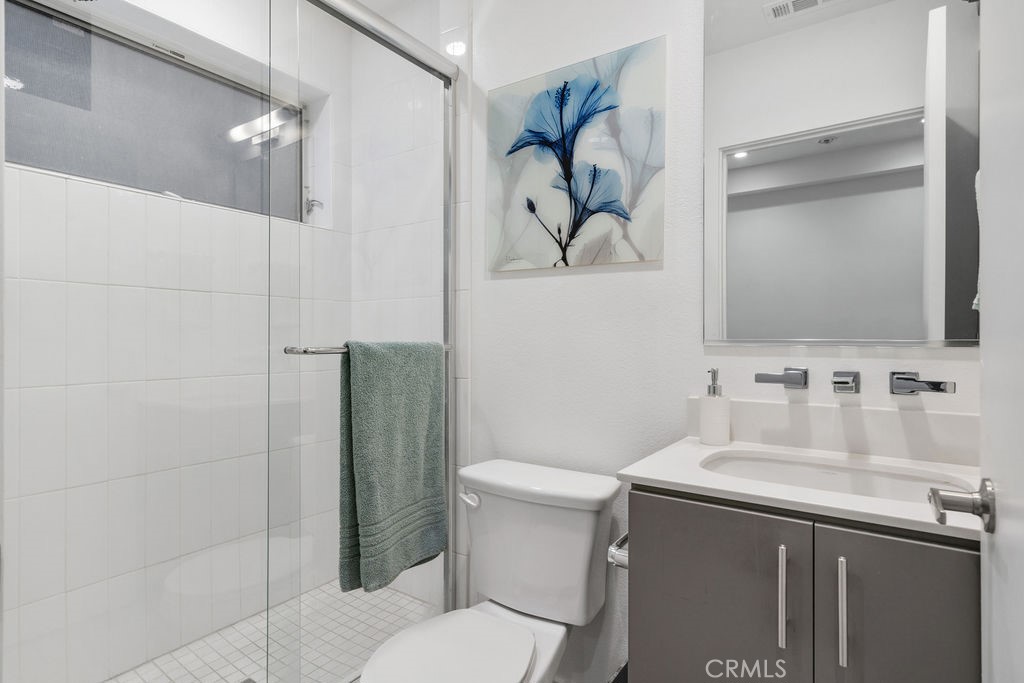 MLS #OC25241827 image #23