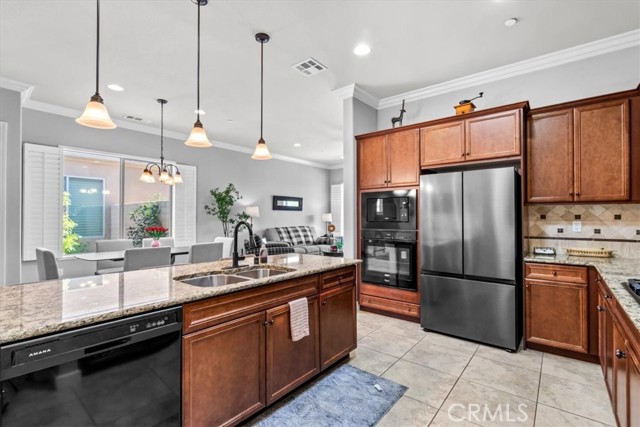 Detail Gallery Image 4 of 19 For 39158 Camino Novena, Indio,  CA 92203 - 2 Beds | 2 Baths