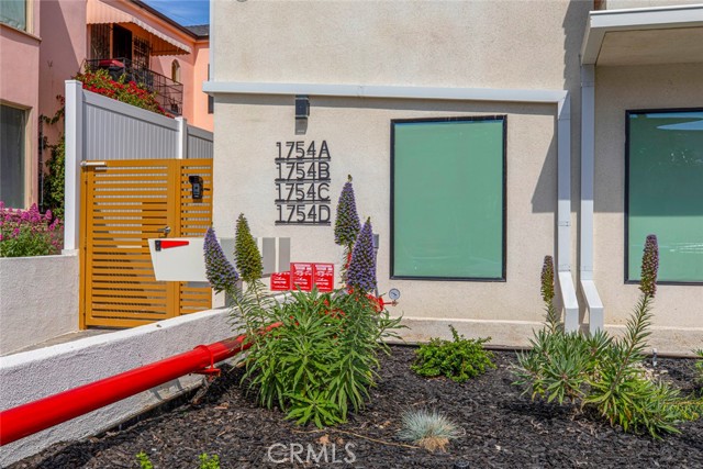 Detail Gallery Image 32 of 36 For 1754 N Berendo St #B,  Los Angeles,  CA 90027 - 3 Beds | 2/1 Baths