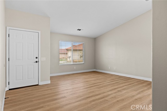 Detail Gallery Image 3 of 35 For 5137 Ibis Cir, Guadalupe,  CA 93434 - 3 Beds | 2 Baths