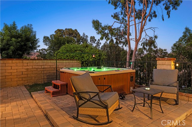 21742 Grovepark Drive, Saugus CA: https://media.crmls.org/medias/13485120-d37c-466d-a10e-c91809944704.jpg