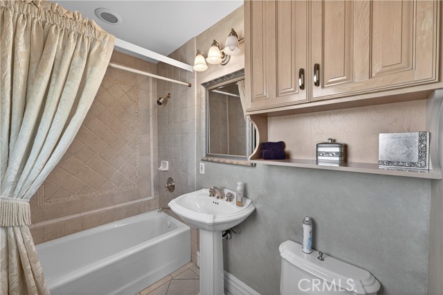 Detail Gallery Image 29 of 69 For 1203 Bayside, Corona Del Mar,  CA 92625 - 3 Beds | 2/1 Baths