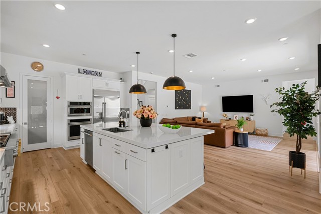 29467 Camino Saguaro, Valencia CA: https://media.crmls.org/medias/1348882d-9afe-4168-a7f9-6f29e4dd5f1d.jpg