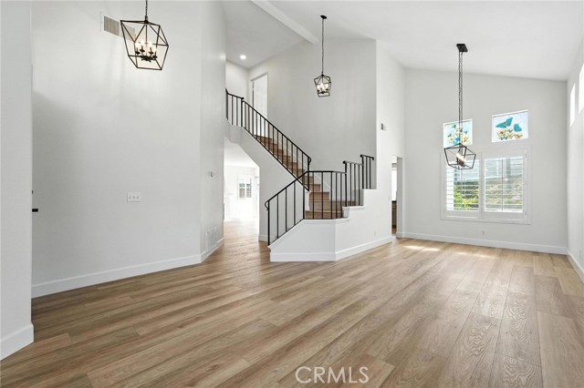 251 Royal Glen Drive, Fallbrook CA: https://media.crmls.org/medias/1349198b-aedd-4c1e-b7d4-0d4fa0ad0083.jpg
