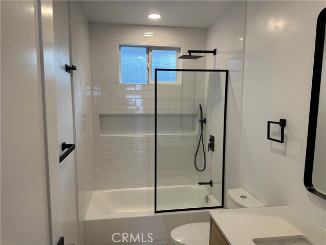 632 Truly, Vista CA: https://media.crmls.org/medias/13496d6c-8edf-43bf-b35a-1b57c969fb6e.jpg