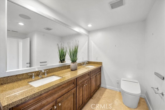 Main hall bathroom