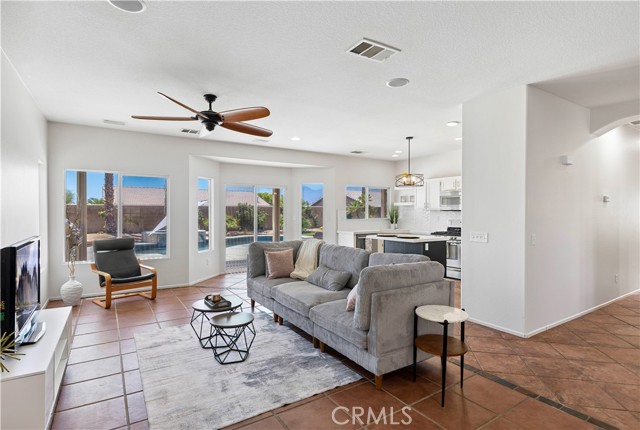 Detail Gallery Image 7 of 38 For 83281 Brighton Crest Dr, Indio,  CA 92203 - 3 Beds | 2 Baths