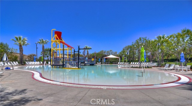 4 Dennis Lane, Ladera Ranch CA: https://media.crmls.org/medias/134a96a6-5e1b-428e-97f8-ec8fc794b777.jpg