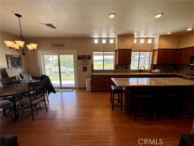 Image 11 of 37 For 915 Beach Drive