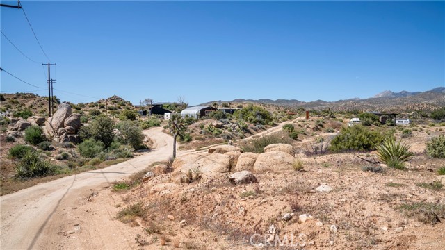 Detail Gallery Image 4 of 47 For 52131 Pipes Canyon Rd, Pioneertown,  CA 92268 - 2 Beds | 1 Baths