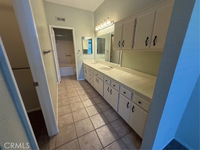 1 De Lino, Rancho Santa Margarita CA: https://media.crmls.org/medias/134c8c18-8637-4a67-b0d9-b82a1e7e2dda.jpg