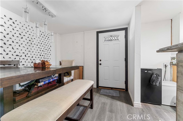 4539 Maine Avenue, Baldwin Park CA: https://media.crmls.org/medias/134d03bc-329a-4f21-a93e-cd0e6cc34984.jpg