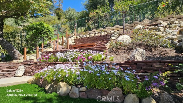 Detail Gallery Image 31 of 32 For 17060 Escalon Dr, Encino,  CA 91436 - 3 Beds | 2/1 Baths