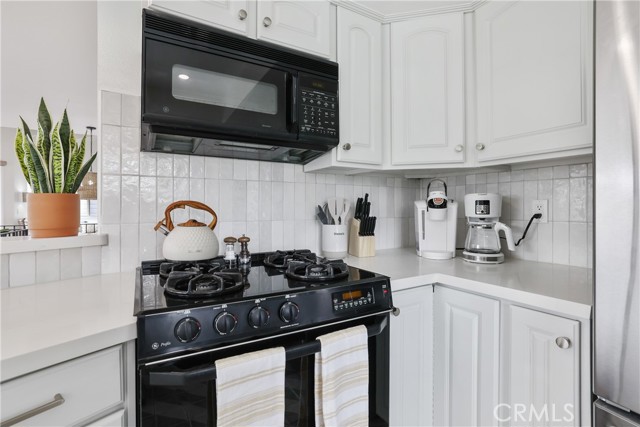 295 Plymouth Street, Cambria CA: https://media.crmls.org/medias/134df186-28f2-45a7-a288-e541e2ce519a.jpg