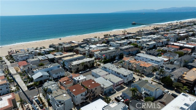 209 Crest Drive, Manhattan Beach CA: https://media.crmls.org/medias/134e5a37-9114-447b-9a6d-13fc98df6a39.jpg