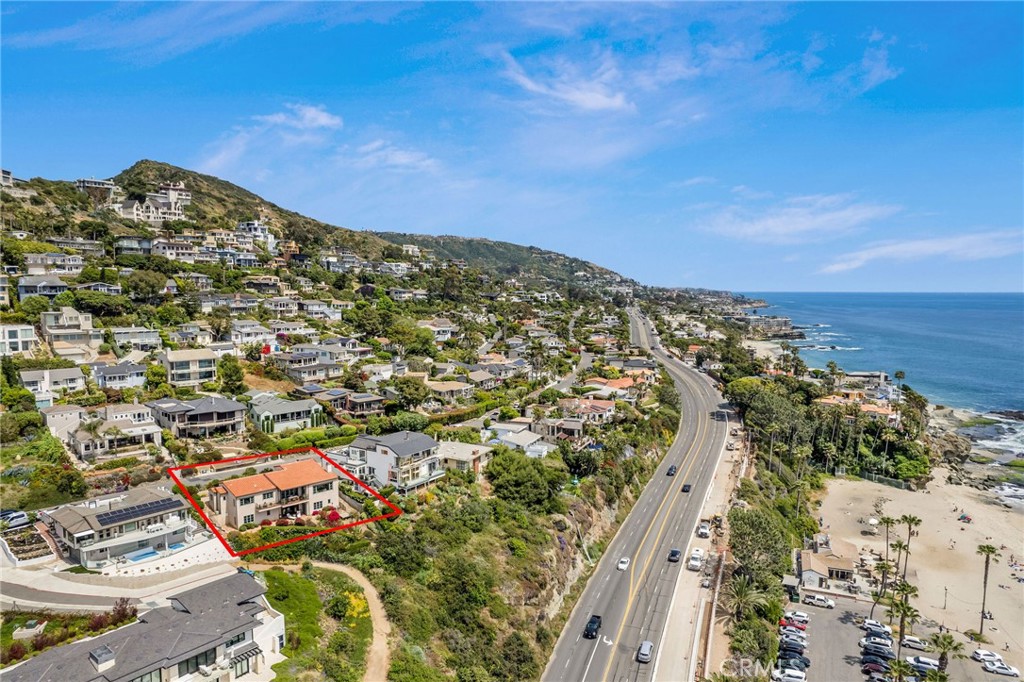 134f5d2d Fbf4 41f4 A0f3 501d7d5cf1b9