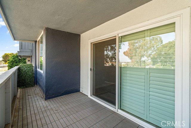 1321 Beryl Street, Redondo Beach CA: https://media.crmls.org/medias/134f8140-ff56-4b9b-901a-e503fdacb836.jpg