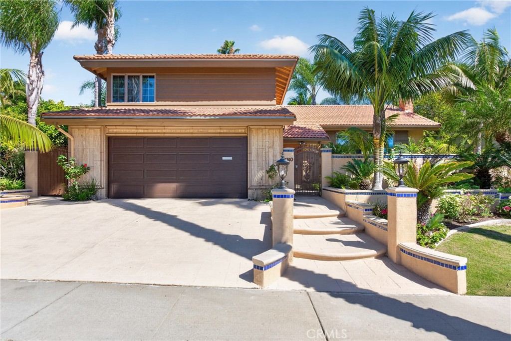 2740 Cardinal Drive