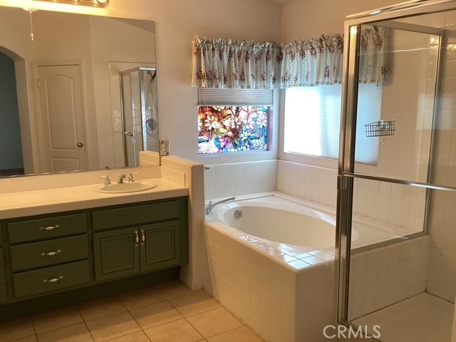 Detail Gallery Image 17 of 19 For 7120 W Avenue L-11, Lancaster,  CA 93536 - 4 Beds | 3 Baths