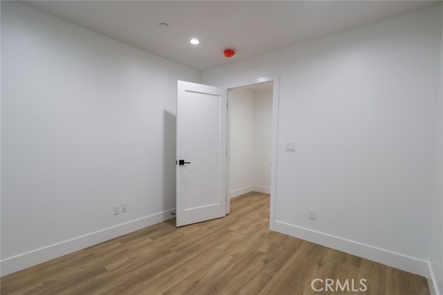 Detail Gallery Image 14 of 36 For 4649 Pickford, Los Angeles,  CA 90019 - 4 Beds | 4 Baths