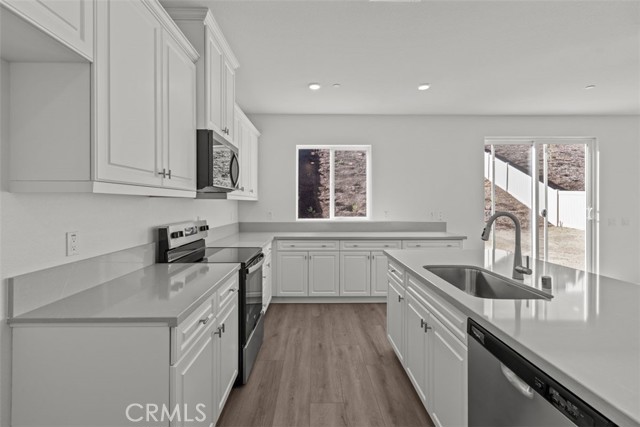 4746 Sicily Drive, Lake Elsinore CA: https://media.crmls.org/medias/13517676-c3de-44ab-a3d3-08edbaacfbbf.jpg