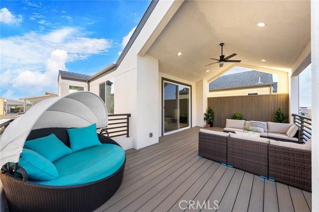 241 Abacus, Irvine CA: https://media.crmls.org/medias/13536341-a264-4405-9ad7-56b957c840fd.jpg