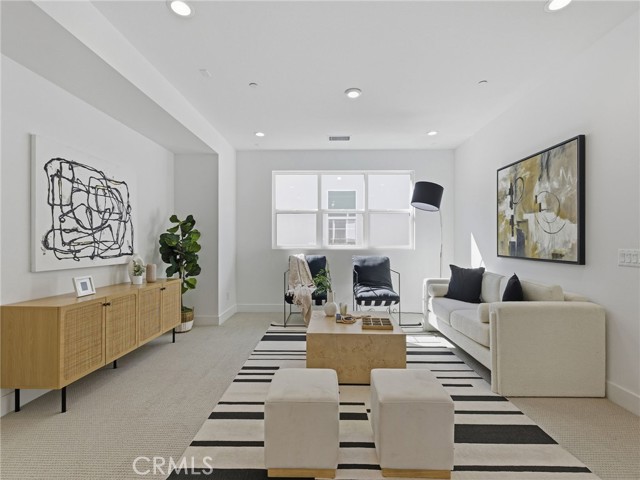 27627 Juniper Lane, Valencia CA: https://media.crmls.org/medias/13538dd7-bbe2-4dcc-bf50-05944889816a.jpg