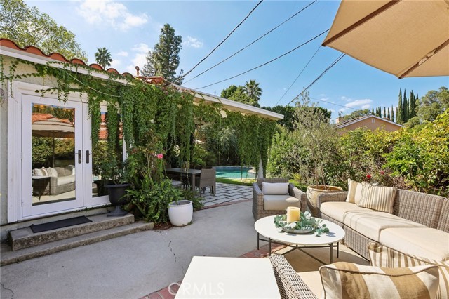 Detail Gallery Image 38 of 54 For 22015 Independencia St, Woodland Hills,  CA 91364 - 3 Beds | 2 Baths