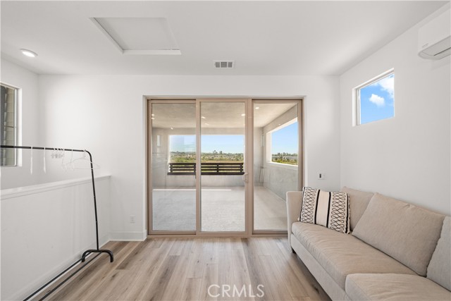 Detail Gallery Image 32 of 43 For 203 Lynx, Irvine,  CA 92618 - 3 Beds | 2/1 Baths