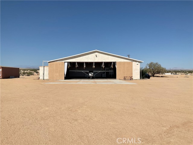 Detail Gallery Image 5 of 53 For 76421 Amboy Rd, Twentynine Palms,  CA 92277 - 1 Beds | 1/1 Baths