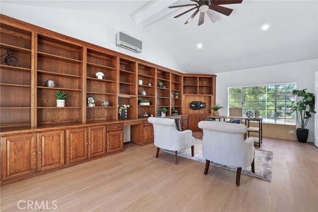 Detail Gallery Image 12 of 25 For 4424 Deanwood Dr, Woodland Hills,  CA 91364 - 5 Beds | 5/1 Baths