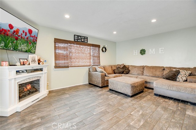 Detail Gallery Image 25 of 28 For 17865 Walnut St, Hesperia,  CA 92345 - 3 Beds | 2 Baths